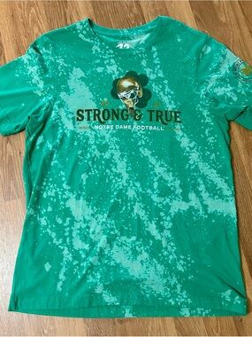 Notre Dame 'Strong & True' Football Green Graphic Tee